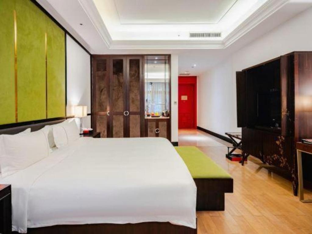 Eadry Royal Garden Hotel Haikou Haikou  Exterior photo